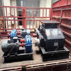 2PG0806中型對輥破碎機發貨圖片