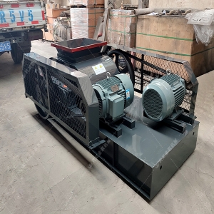 2PGC400X400啤酒瓶破碎機發往新疆伊犁