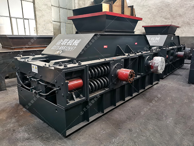 2PG1007型直連式對輥破碎制砂機發貨圖片