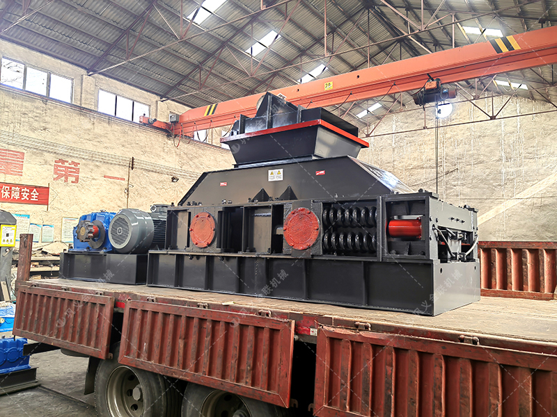 2PG1200x800對輥制砂機(jī)設(shè)備發(fā)往陜西