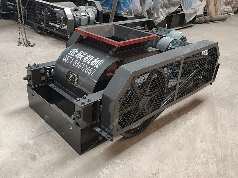 雙齒輥破碎機如何調間隙？