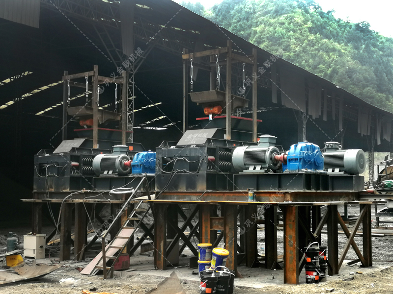 大型砂石廠購置一臺重型對輥破碎機需要投資多少？