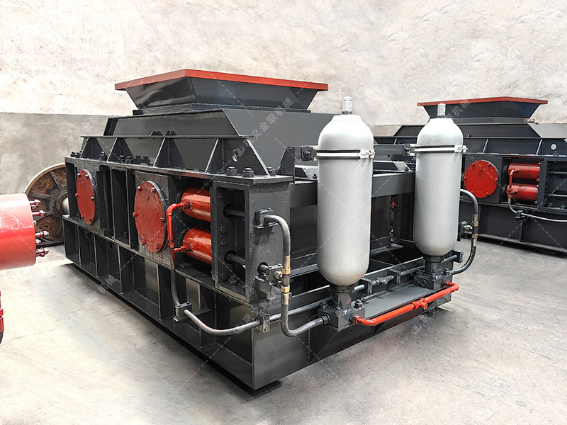 青石對輥破碎機(jī):為何在礦山開采中備受青睞? 青石對輥破碎機(jī):為何在礦山開采中備受青睞?