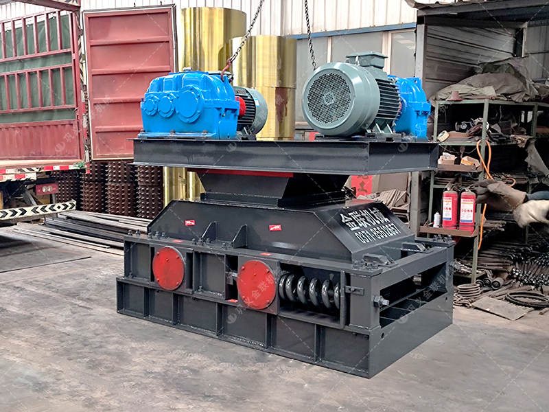 狼牙破碎機價格差異分析:從3萬到30萬該如何選擇? 狼牙破碎機價格差異分析:從3萬到30萬該如何選擇?